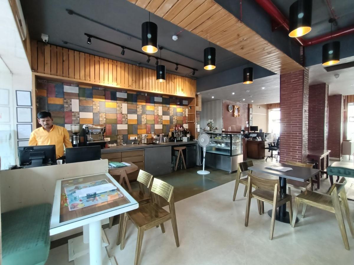 公路客栈酒店 孟买 外观 照片